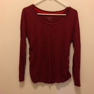 Liz Lange maternity top L